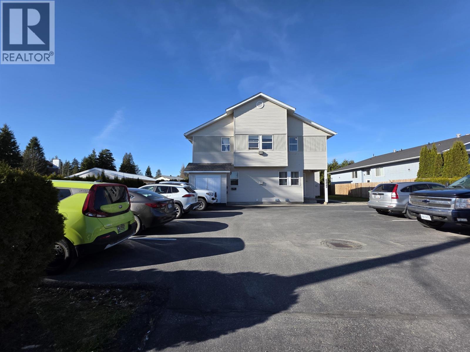 101 4822 LAZELLE AVENUE, Terrace