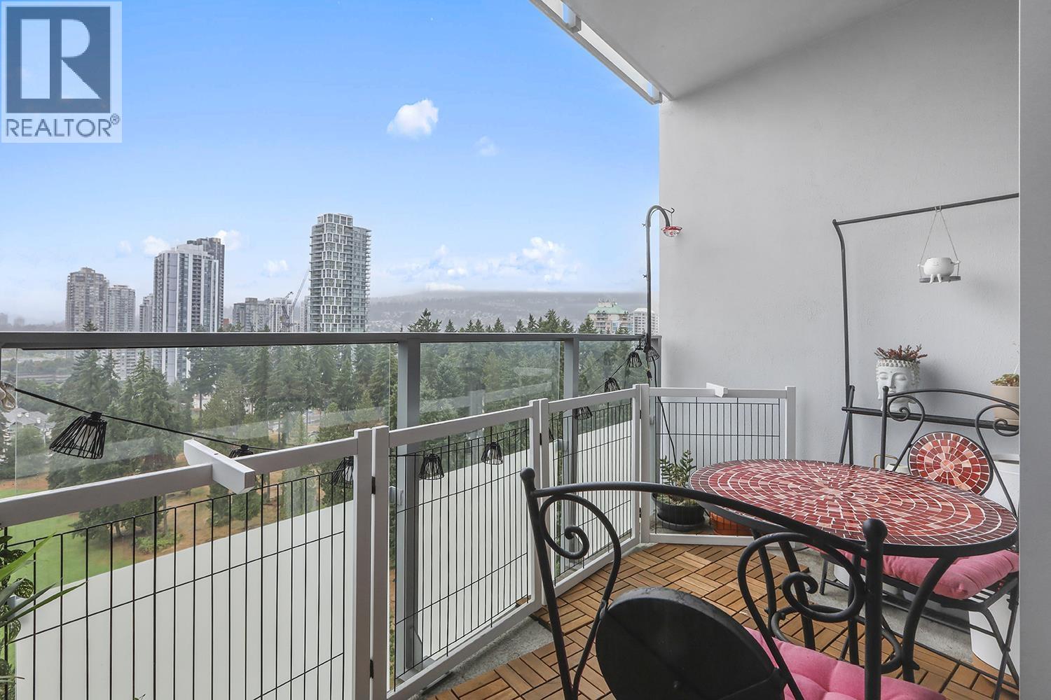 Photo 15 of 2107 3093 Windsor Gate, Coquitlam BC