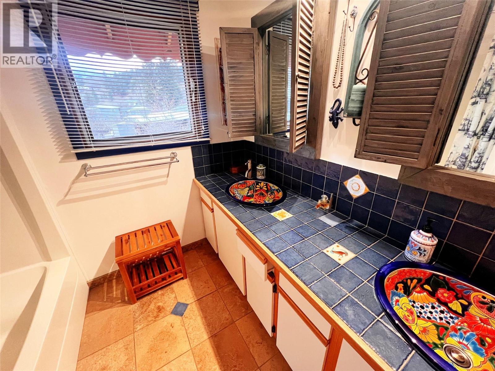  6422 Mack Road, Peachland