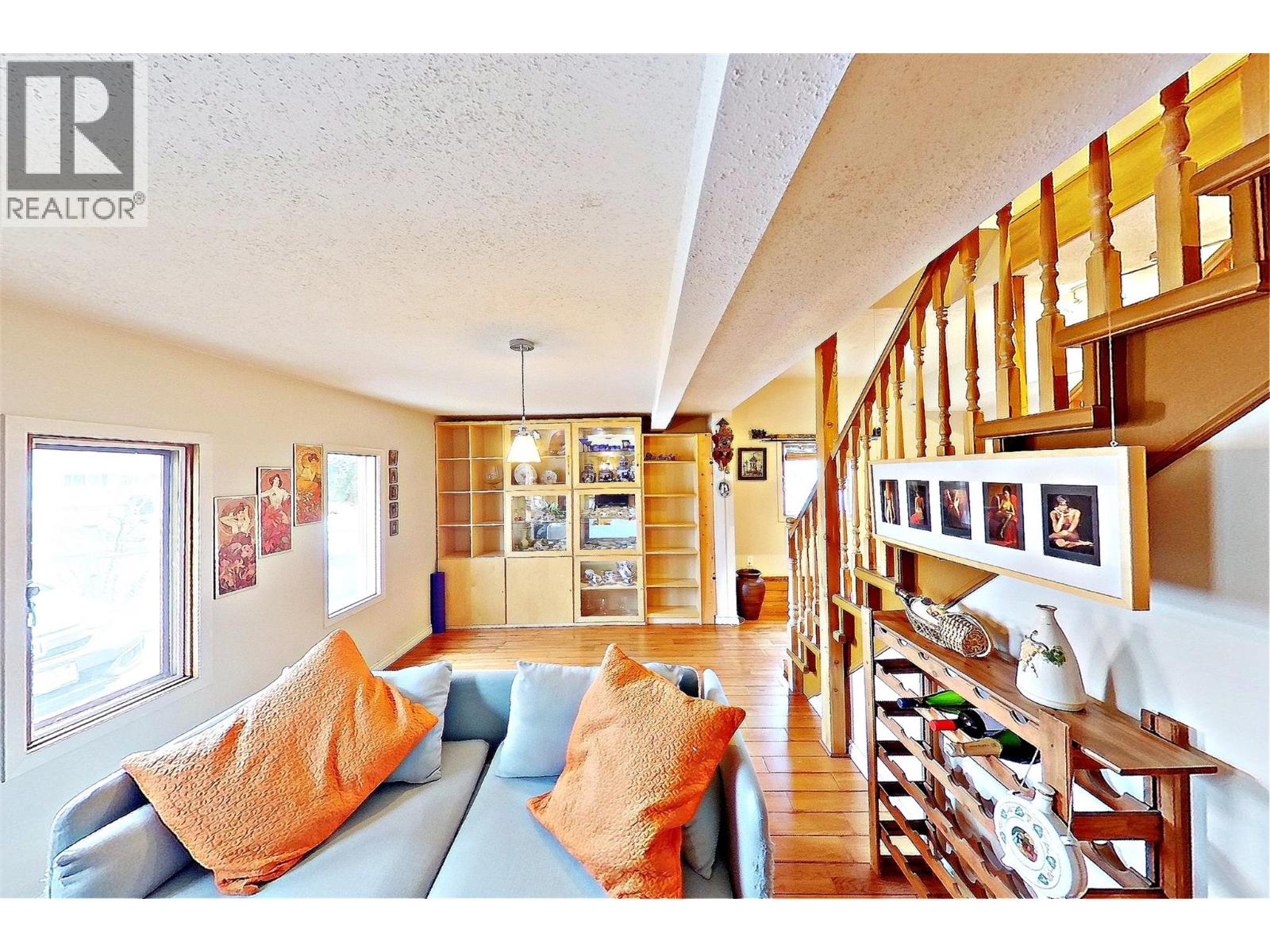  6422 Mack Road, Peachland