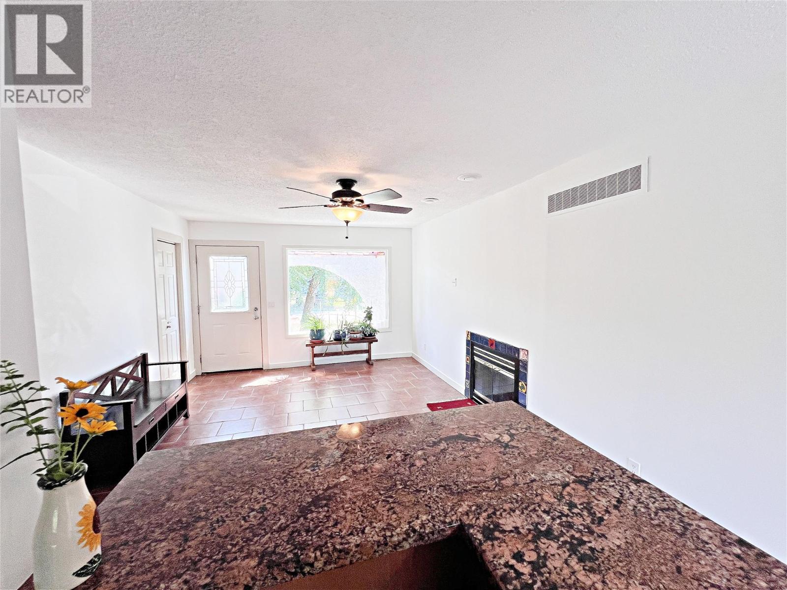  6422 Mack Road, Peachland