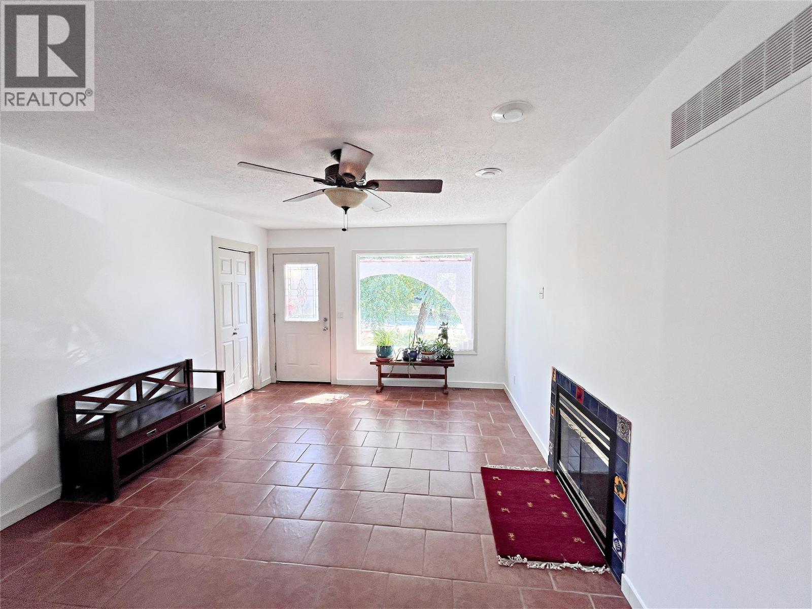  6422 Mack Road, Peachland