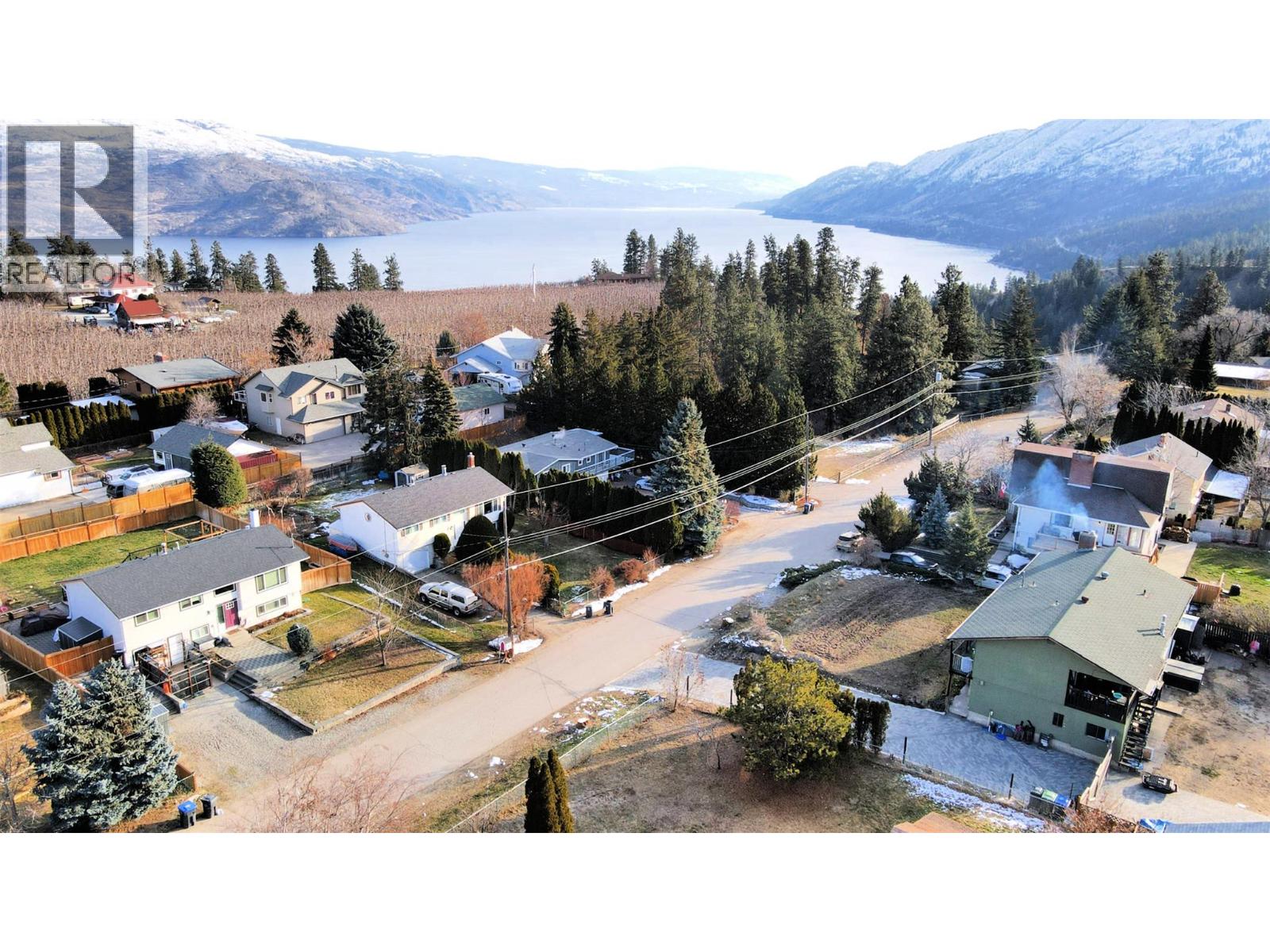  6422 Mack Road, Peachland