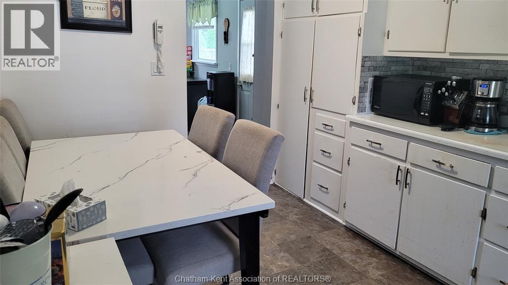 Photo 3 of 54 Dundas Street, Wallaceburg ON
