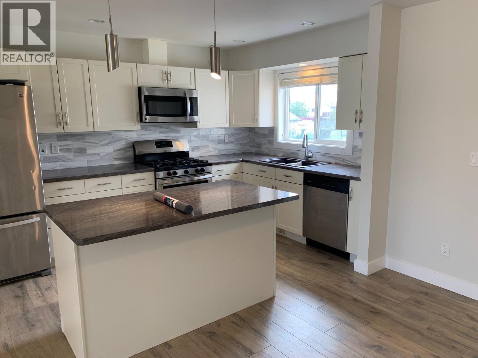 Photo 14 of 8608 88 Street, Fort St John BC