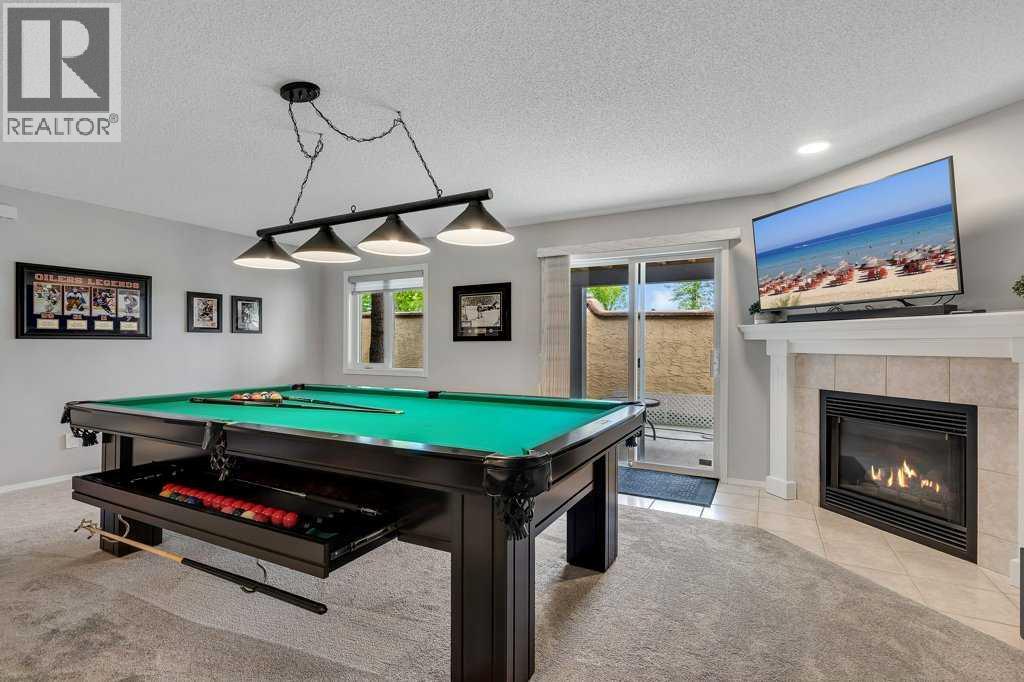 Photo 9 of 212 Valley Ridge Heights Nw, Calgary AB