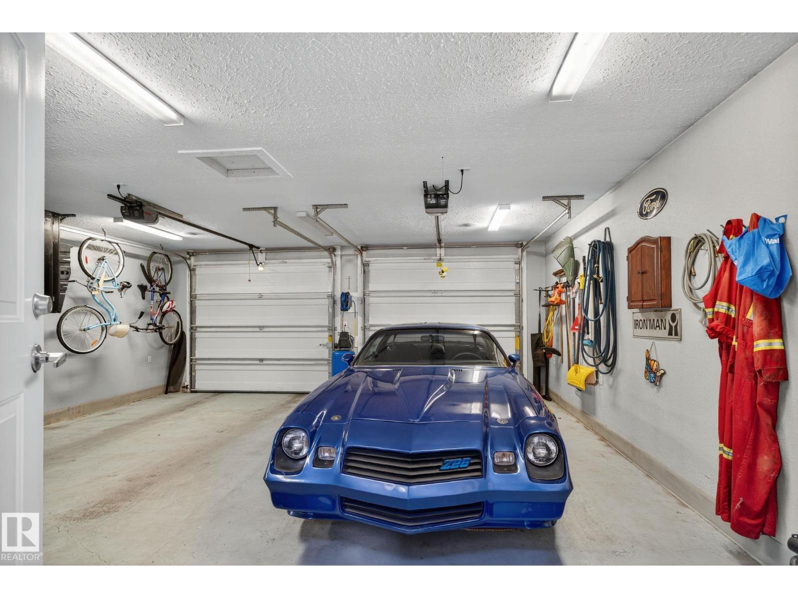 Photo 3 of 101 Keystone Ln, Leduc AB
