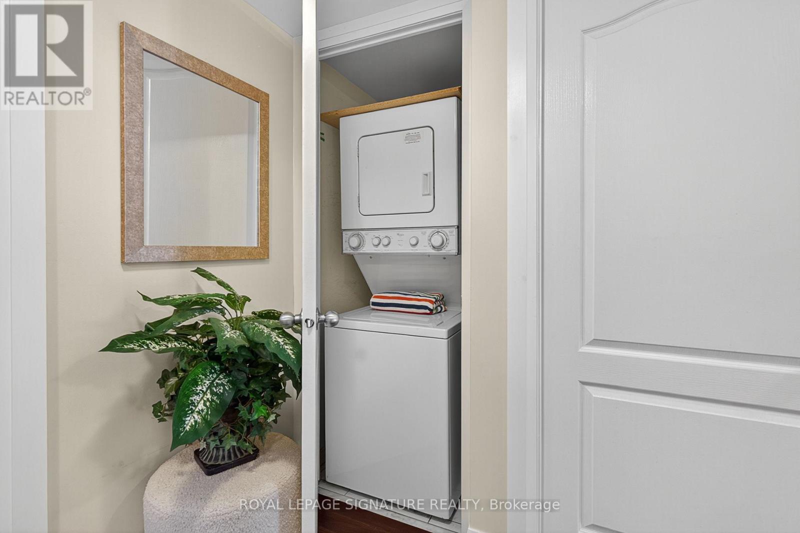 Photo 29 of 411 12 Sudbury Street, Toronto ON