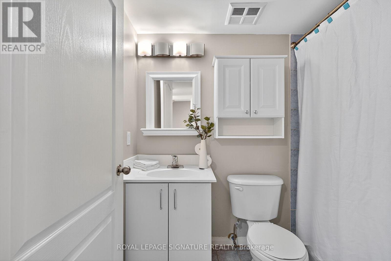 Photo 31 of 411 12 Sudbury Street, Toronto ON