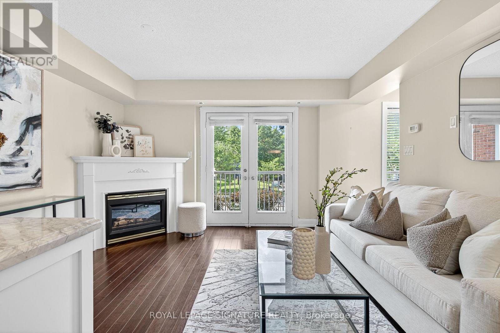 Photo 7 of 411 12 Sudbury Street, Toronto ON
