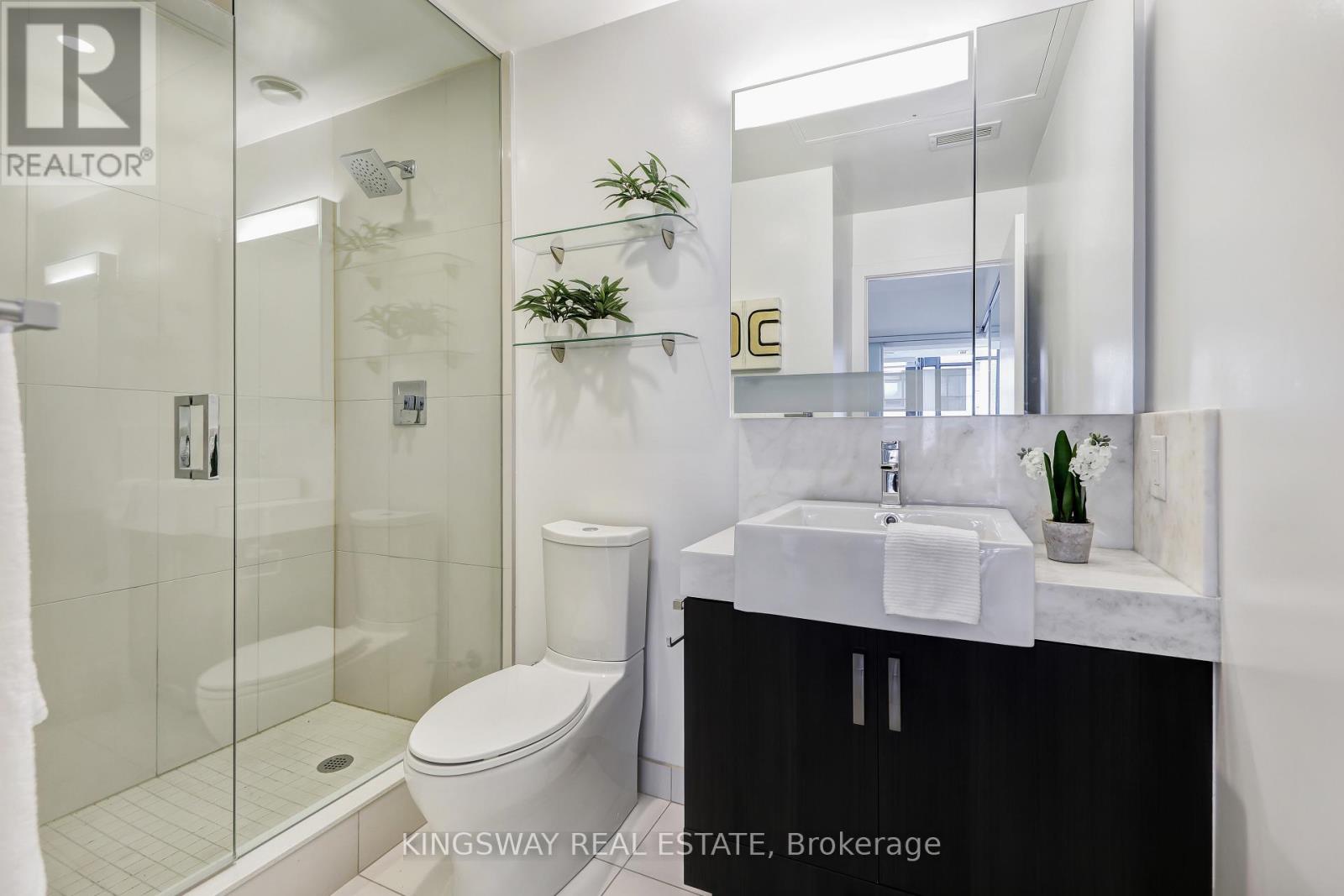 Photo 8 of 303 15 Beverley Street, Toronto ON