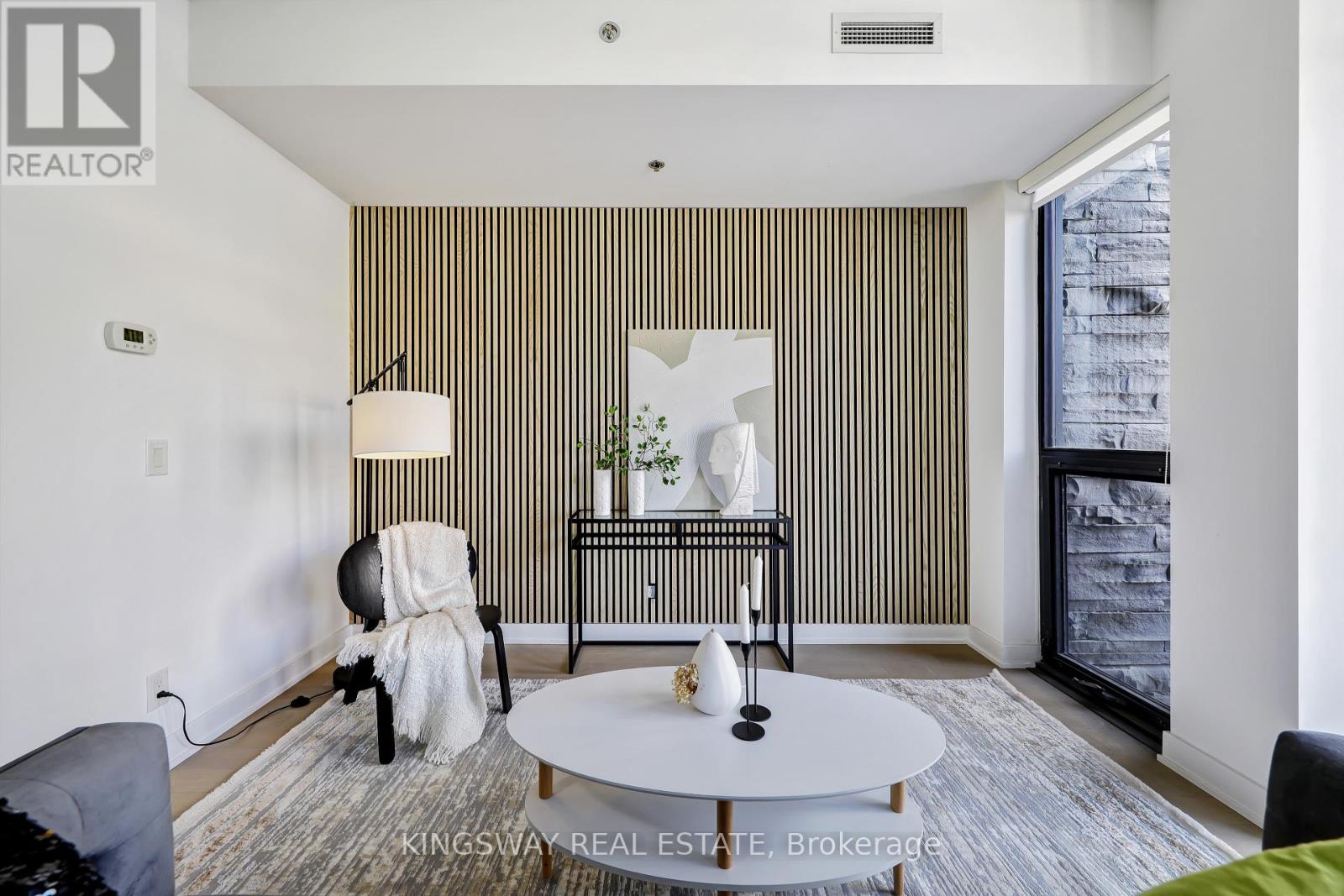 Photo 20 of 303 15 Beverley Street, Toronto ON