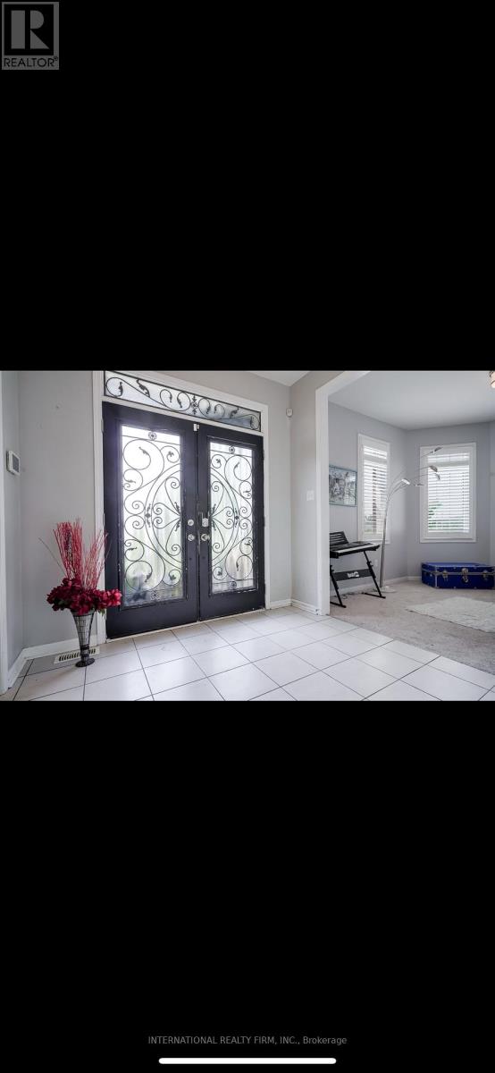 Photo 8 of 60 Kenneth Cole Drive, Clarington ON