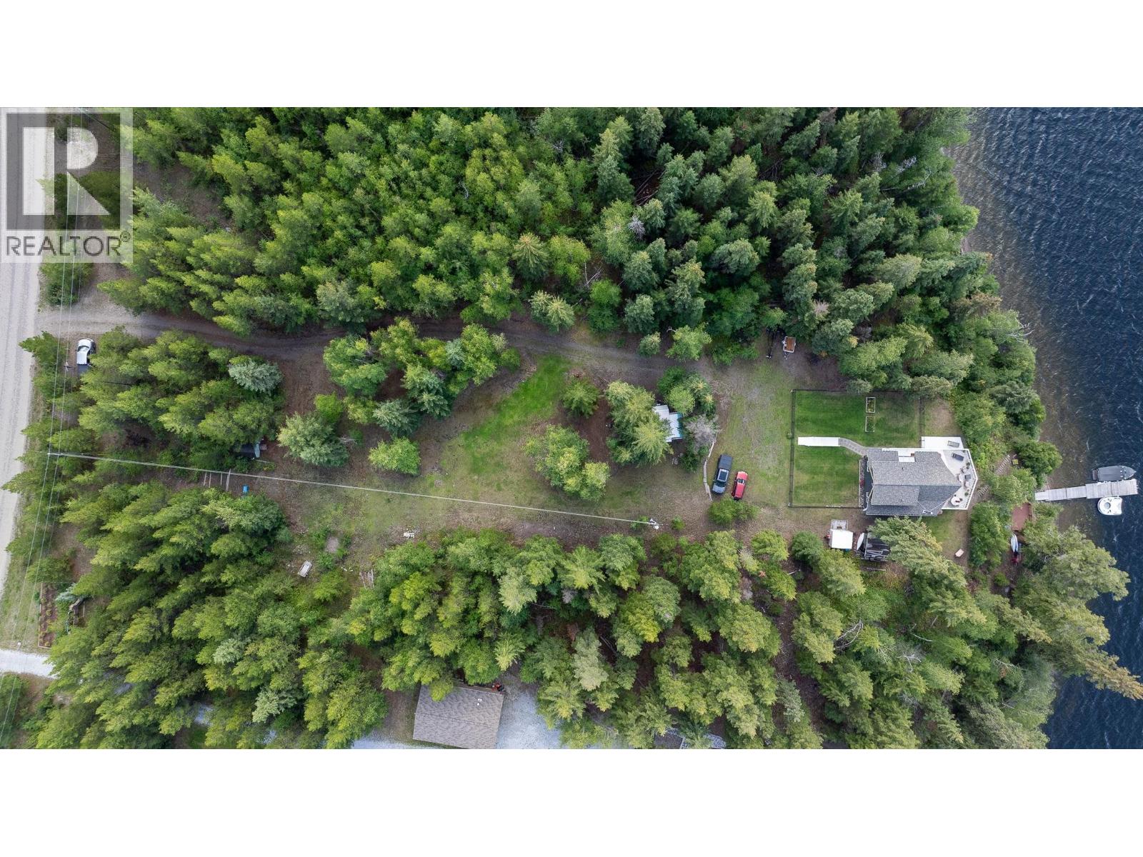 Photo 33 of 56040 S Somerset Drive, Cluculz Lake BC