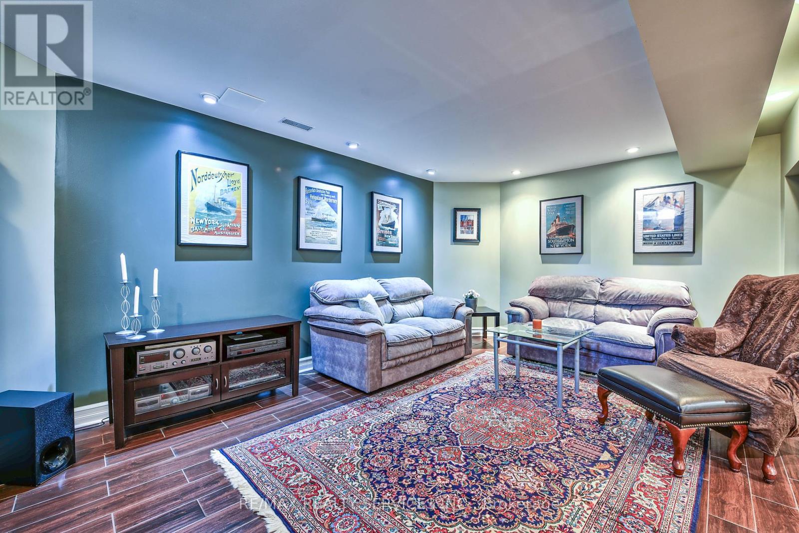 Photo 40 of 1 Daisy Court, Brampton ON