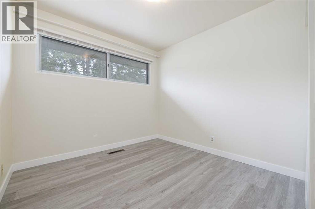 Single Family House Bungalow for Sale in  Northmount Crescent NW Thorncliffe Calgary 