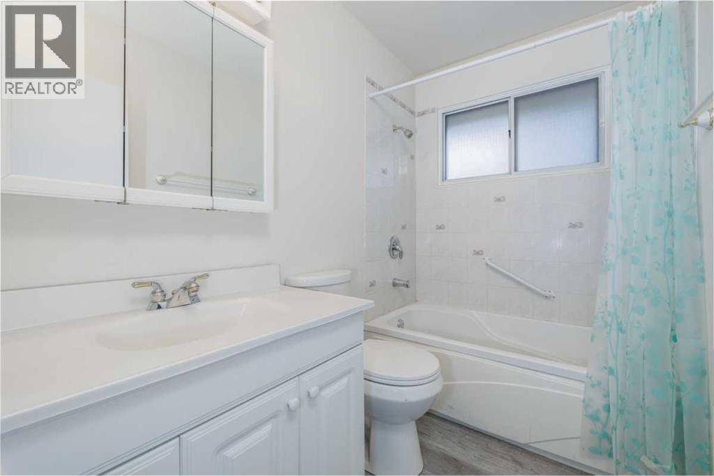 Single Family House Bungalow for Sale in  Northmount Crescent NW Thorncliffe Calgary 
