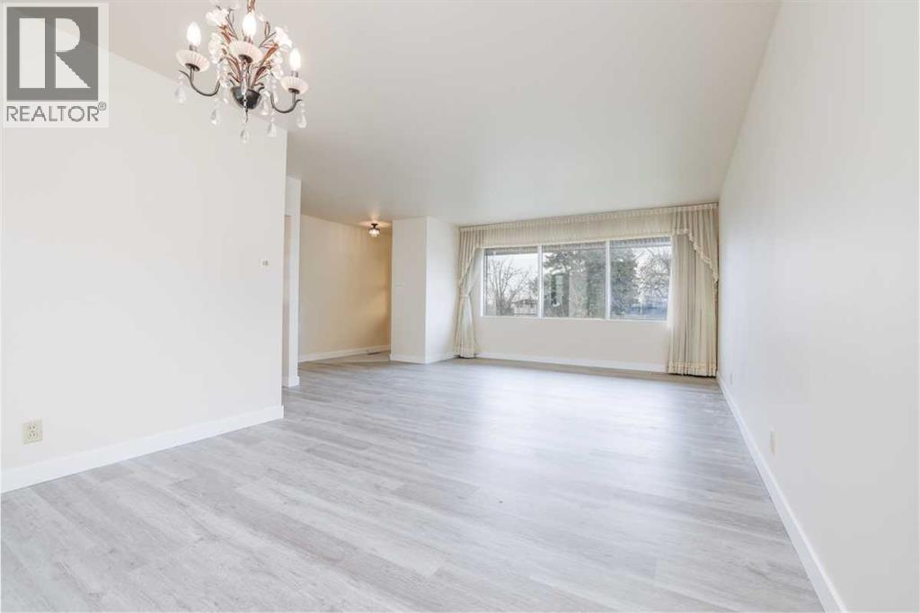 Single Family House Bungalow for Sale in  Northmount Crescent NW Thorncliffe Calgary 