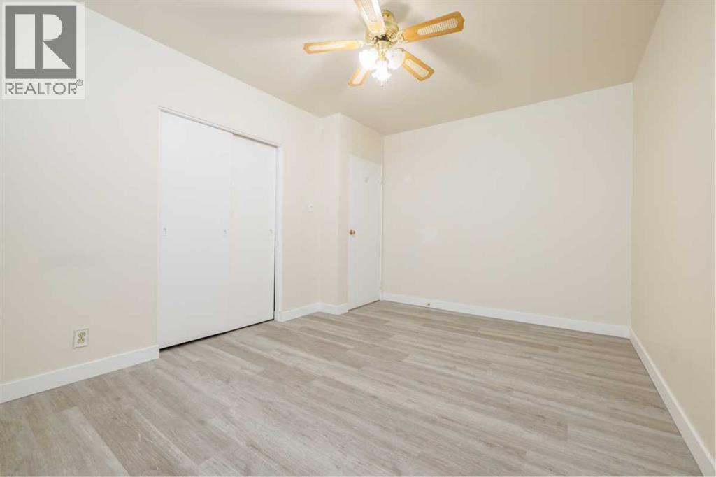 Single Family House Bungalow for Sale in  Northmount Crescent NW Thorncliffe Calgary 