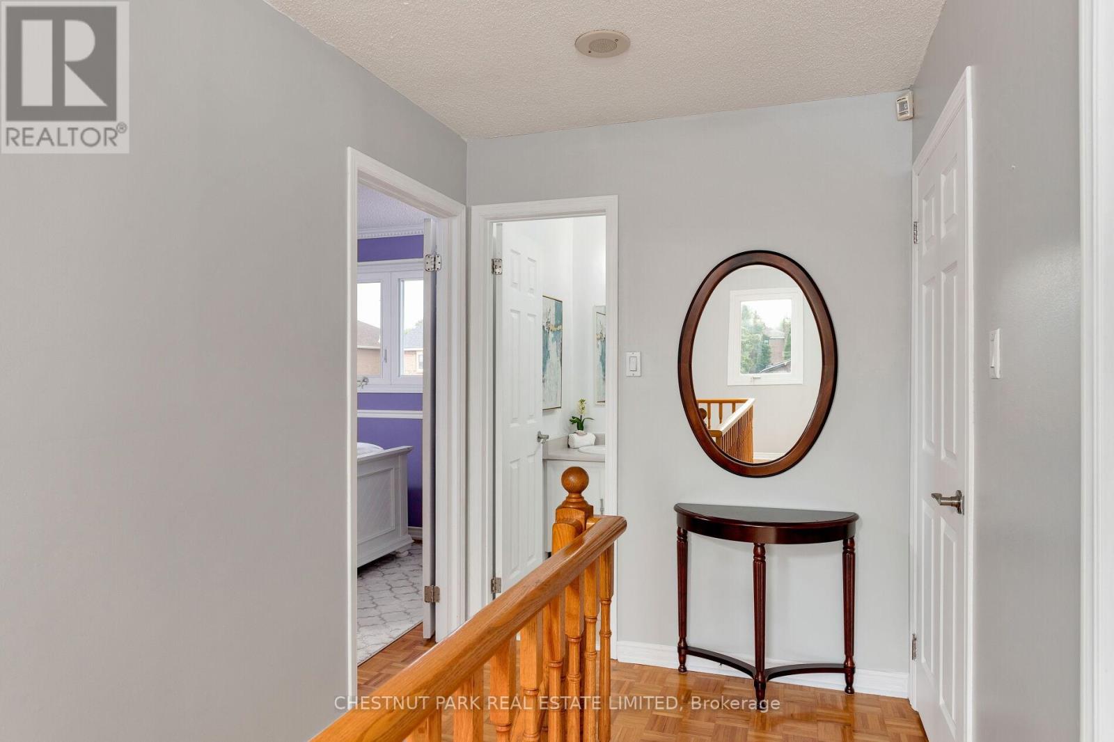 Photo 17 of 138 Largo Crescent, Vaughan ON