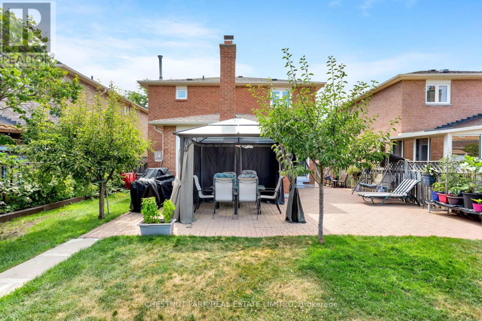 Photo 30 of 138 Largo Crescent, Vaughan ON