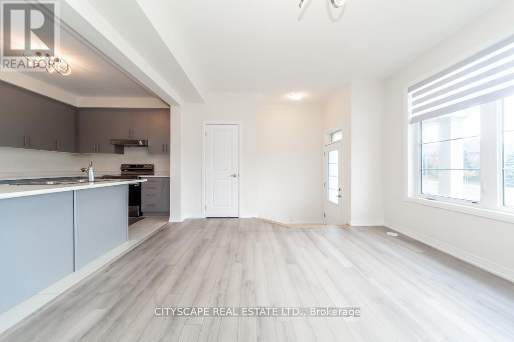 Photo 7 of 1 Carneros Way, Markham ON