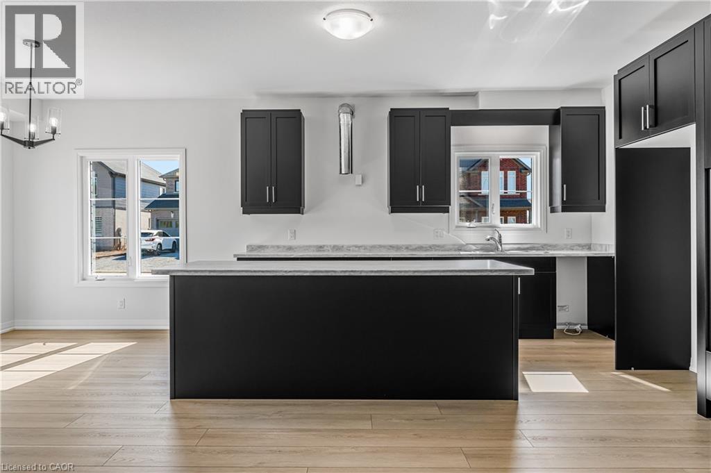 Photo 42 of 902 Rutherford Avenue, Fort Erie ON