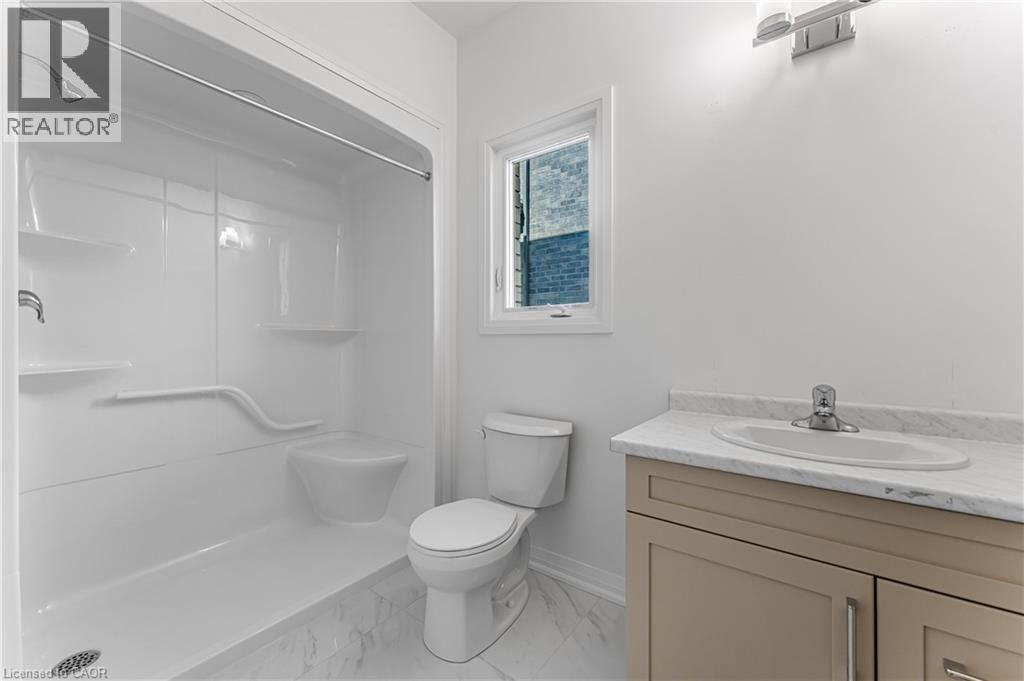 Photo 23 of 902 Rutherford Avenue, Fort Erie ON