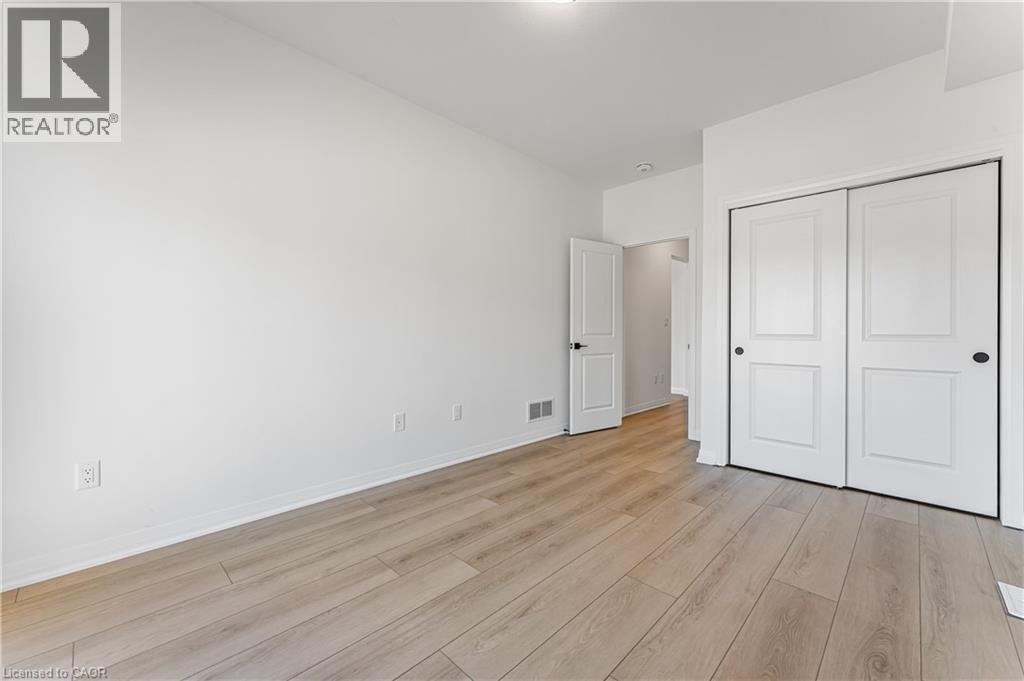 Photo 33 of 902 Rutherford Avenue, Fort Erie ON