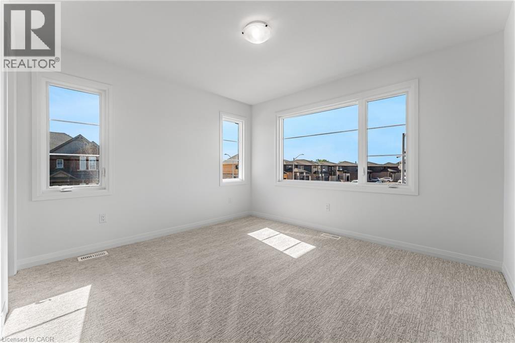 Photo 17 of 902 Rutherford Avenue, Fort Erie ON