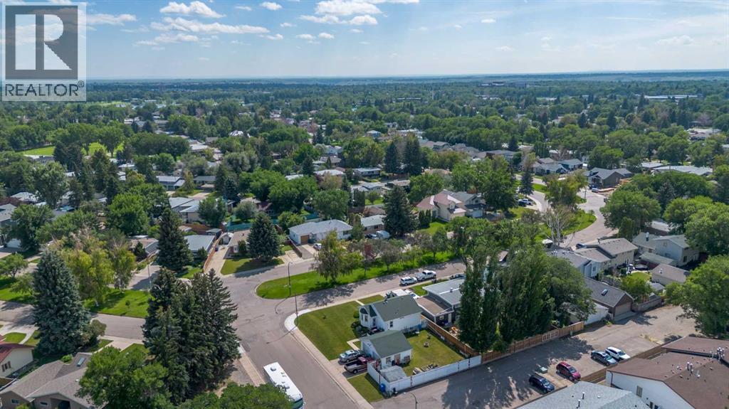 Single Family House Bungalow for Sale in  Dieppe Boulevard S Glendale Lethbridge 