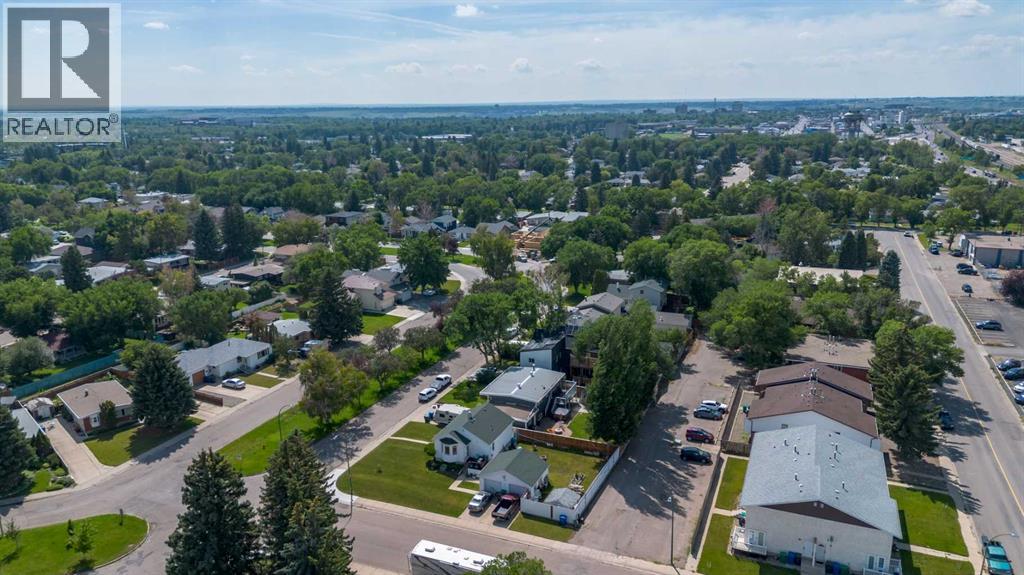Single Family House Bungalow for Sale in  Dieppe Boulevard S Glendale Lethbridge 