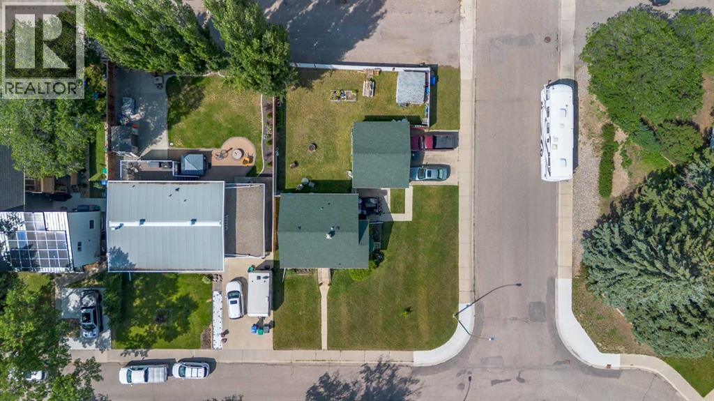 Single Family House Bungalow for Sale in  Dieppe Boulevard S Glendale Lethbridge 