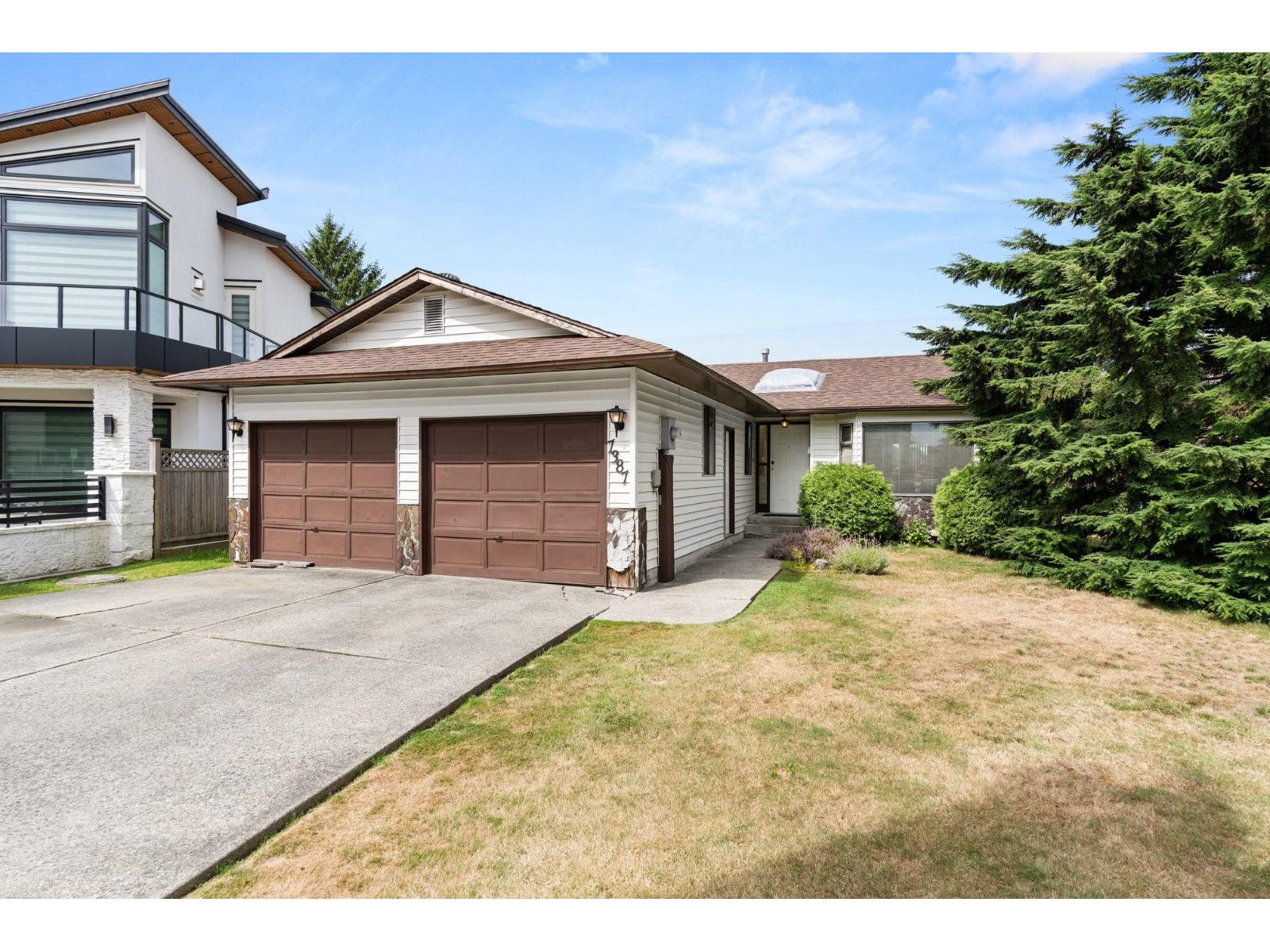 Photo 2 of 7387 131 A Street, Surrey BC