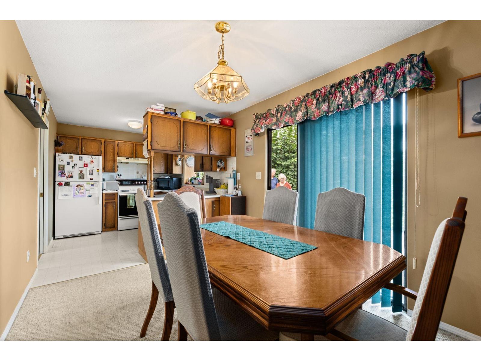 Photo 12 of 7387 131 A Street, Surrey BC