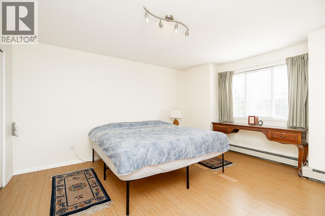 Photo 20 of 11131 4th Avenue, Richmond BC
