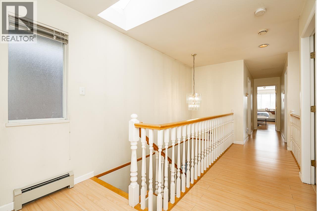 Photo 14 of 11131 4th Avenue, Richmond BC