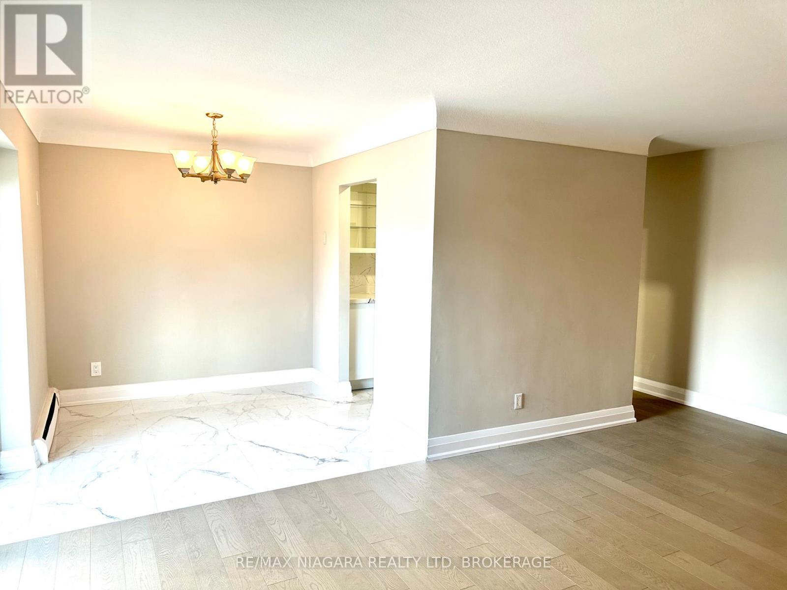 Photo 11 of 8 286 Vine Street, St Catharines ON