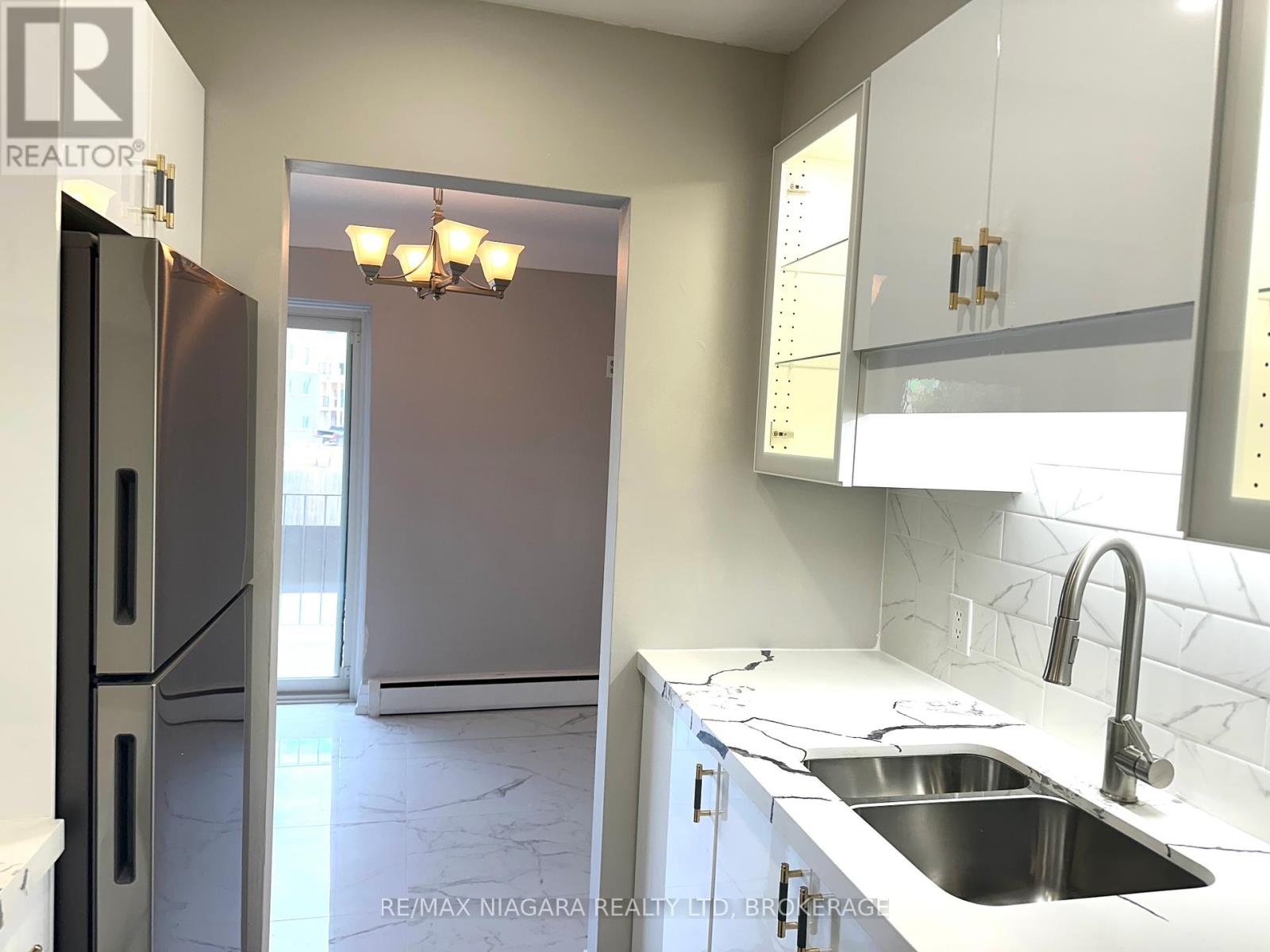 Photo 19 of 8 286 Vine Street, St Catharines ON