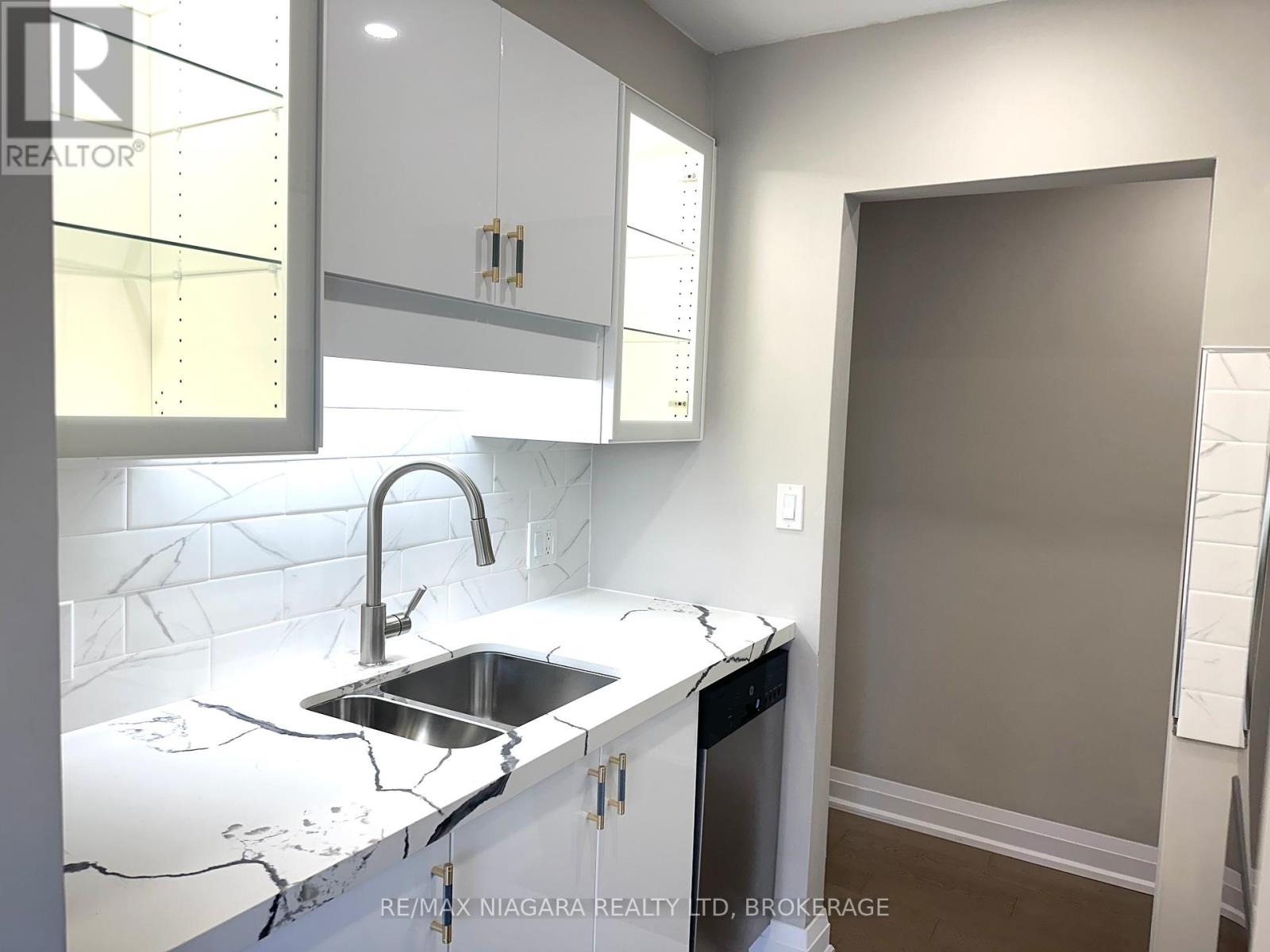 Photo 14 of 8 286 Vine Street, St Catharines ON