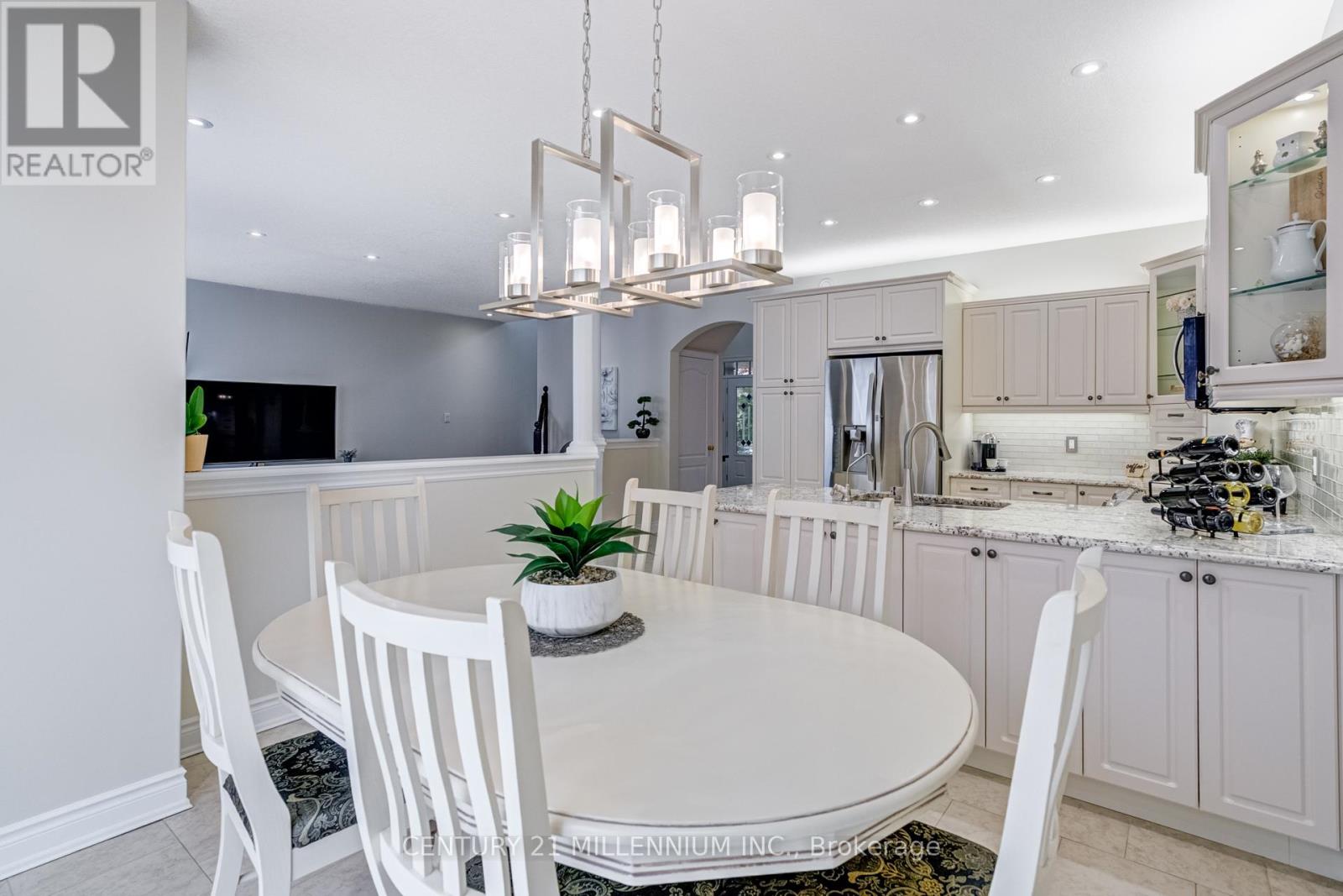 Photo 15 of 69 Preston Drive, Orangeville ON