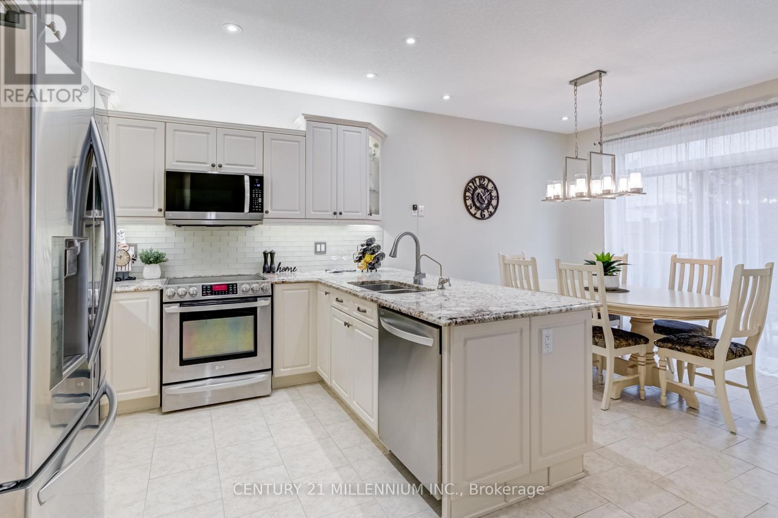 Photo 8 of 69 Preston Drive, Orangeville ON