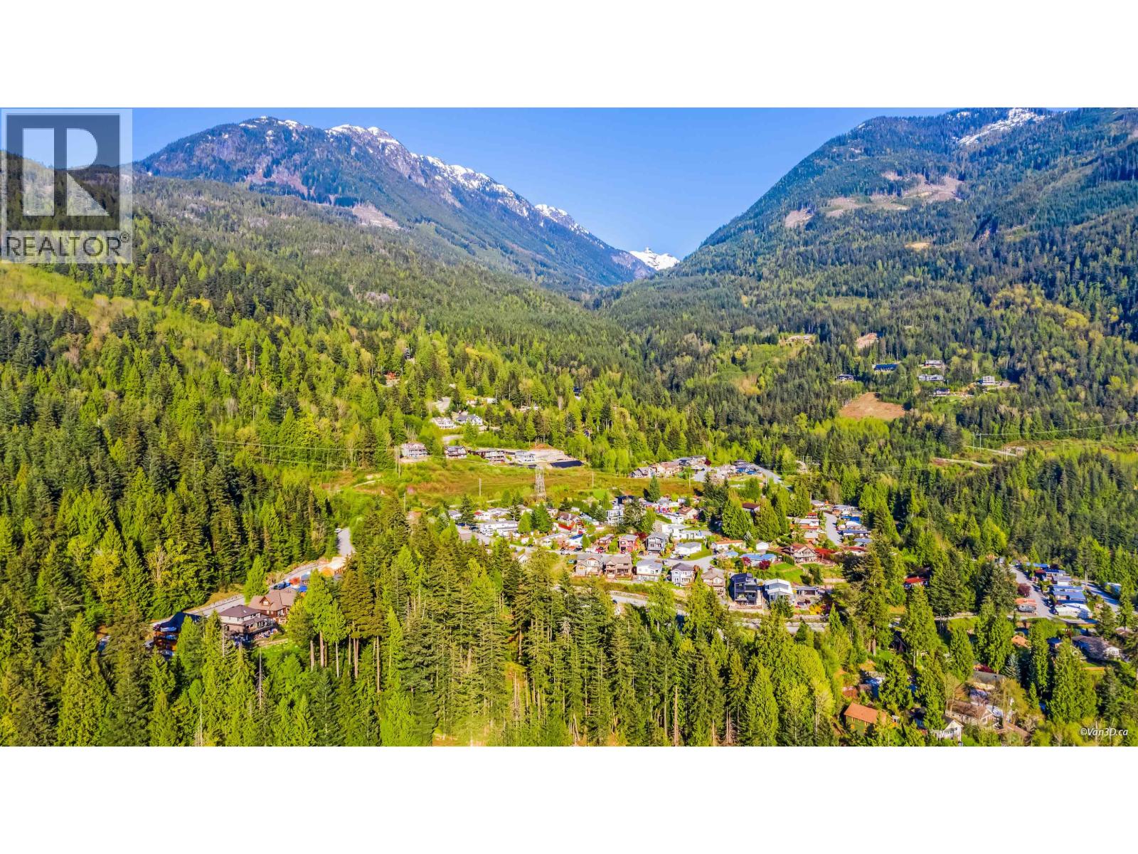 685 COPPER DRIVE, Squamish