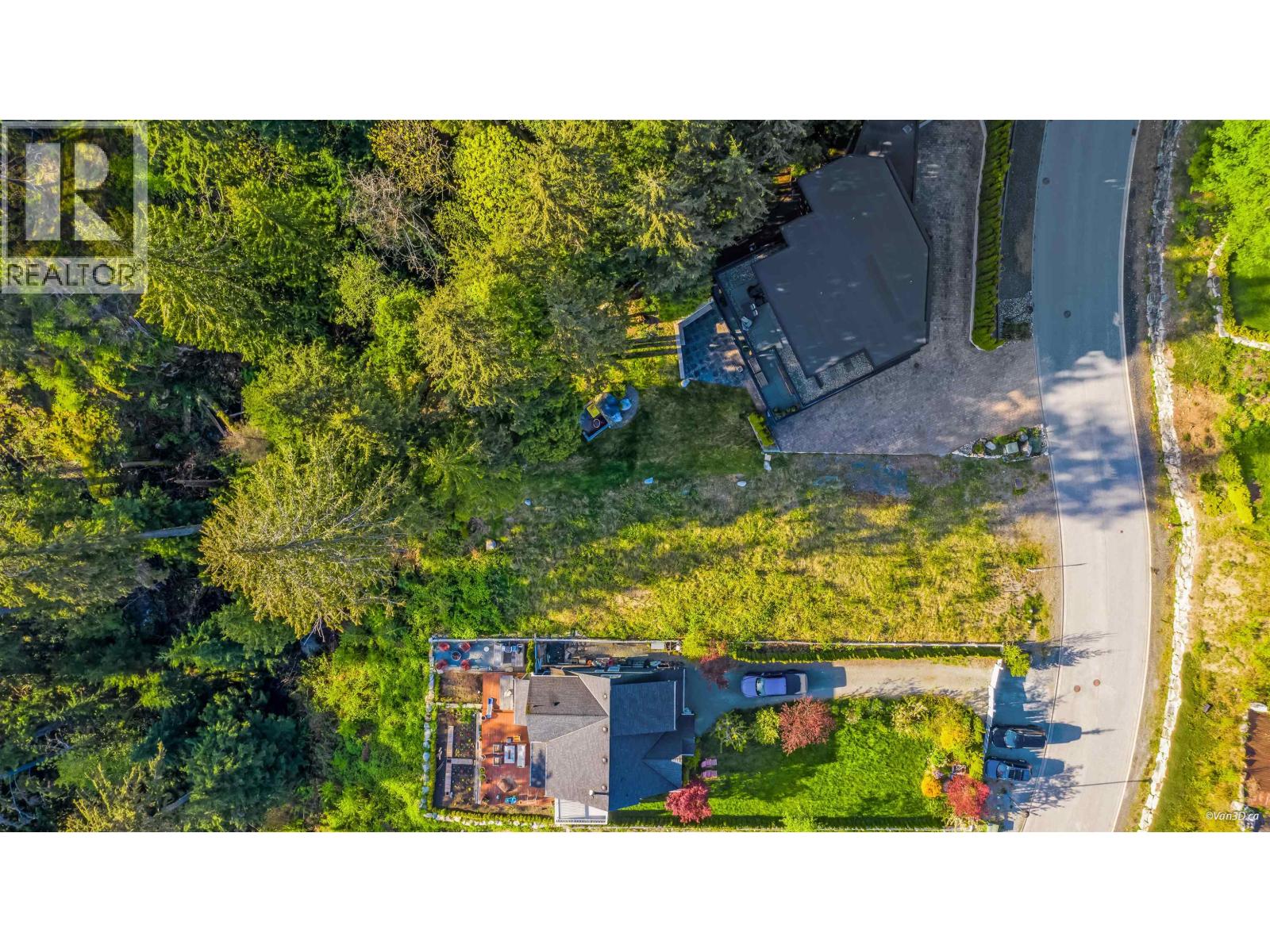 685 COPPER DRIVE, Squamish