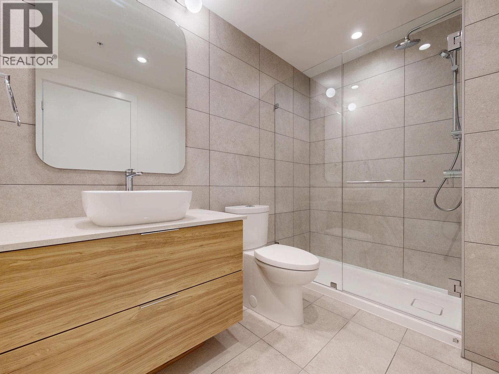 Photo 20 of 401 2385 Emery Court, North Vancouver BC