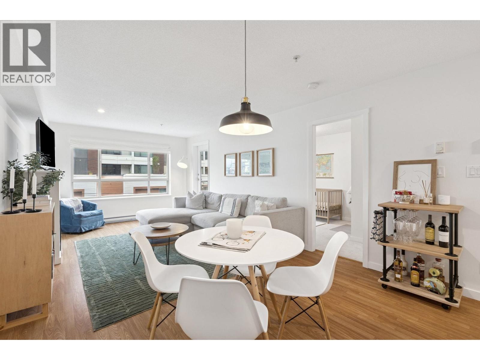 Photo 1 of 213 38003 Second Avenue, Squamish BC