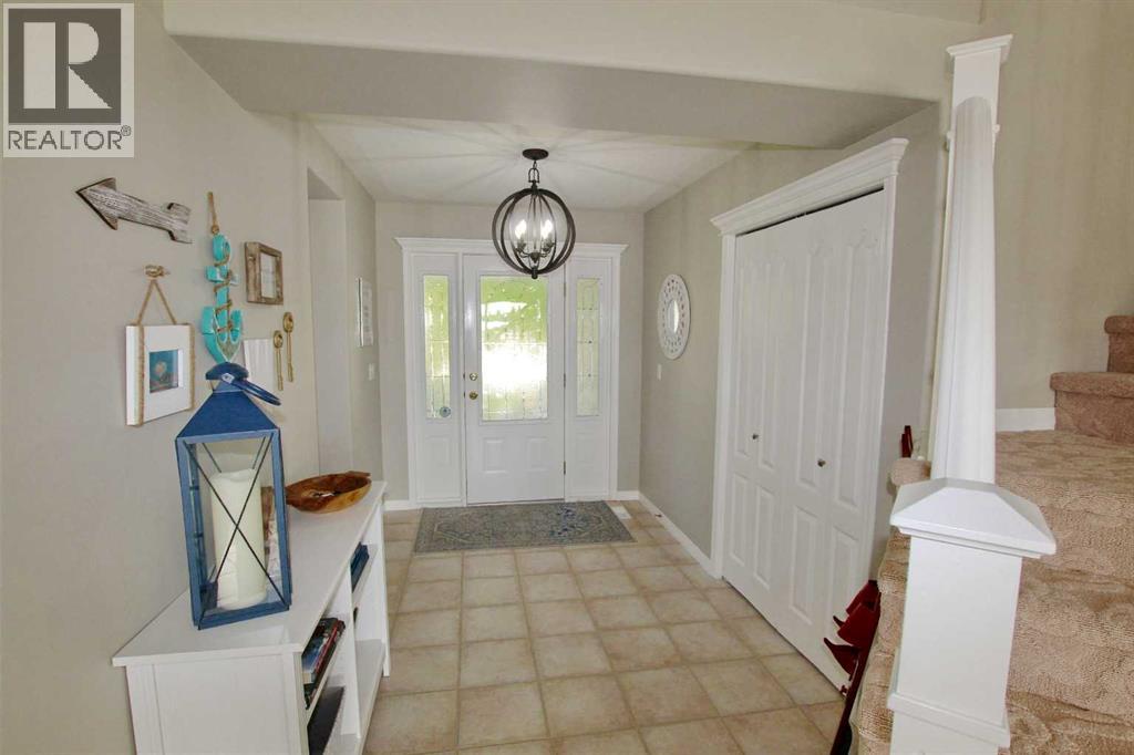 Photo 15 of 308 Marina Bay Place, Sylvan Lake AB