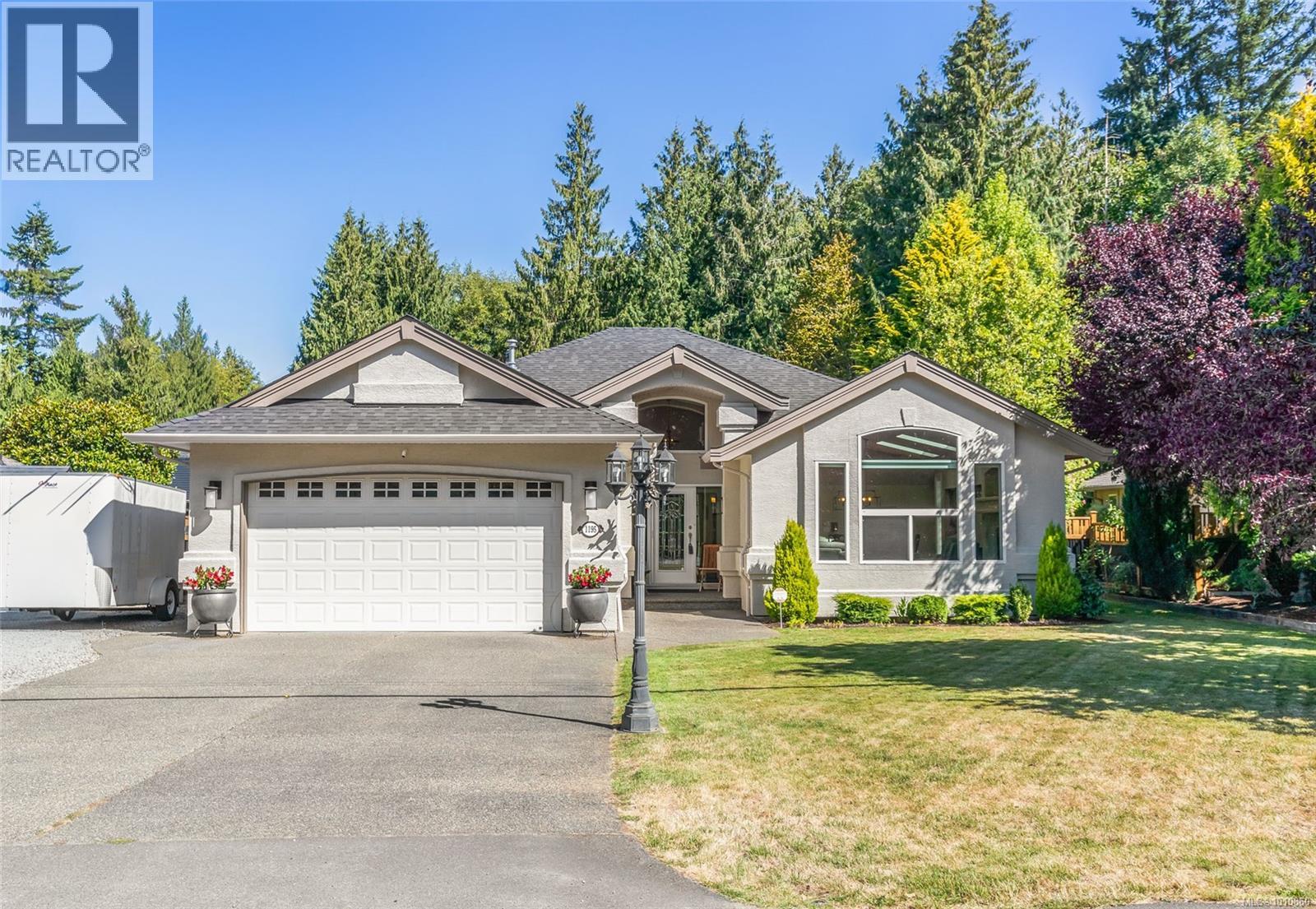 Photo 4 of 1195 Roberton Blvd, French Creek BC