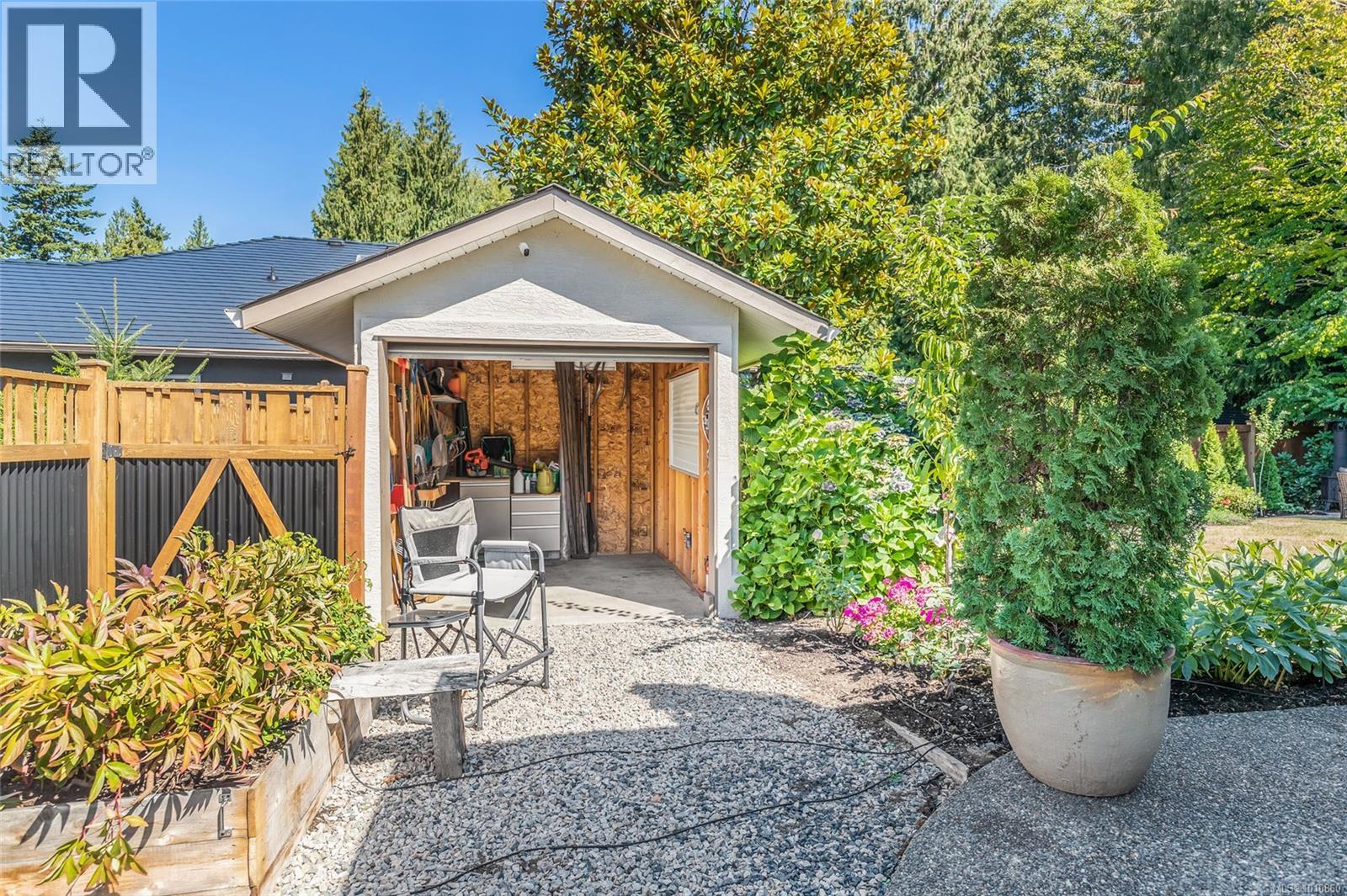 Photo 20 of 1195 Roberton Blvd, French Creek BC