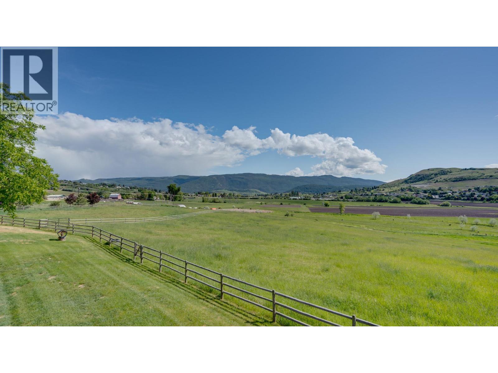 Photo 32 of 620 Mountview Road, Vernon BC